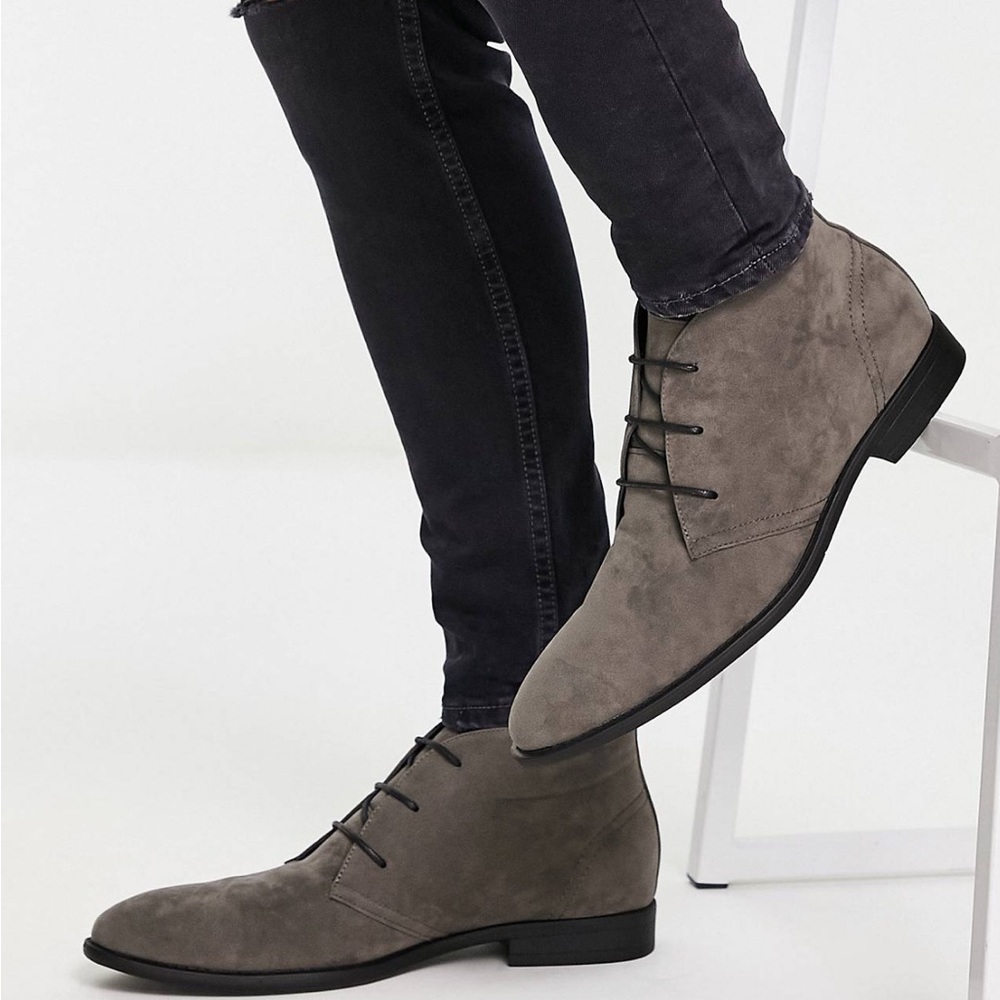 NEW ASOS Faux Suede Chukka boots size 7